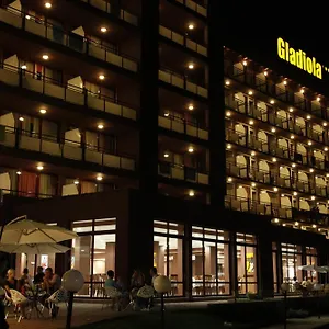 https://gladiola-akatsia-hotel.goldensandshotels.net
