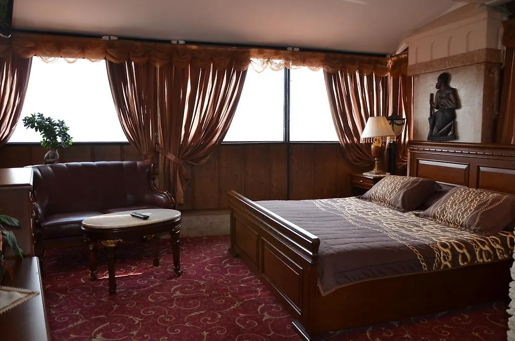 Boutique Hotel Boris Palace & Restaurant Plowdiw 4*,  Bulgarien