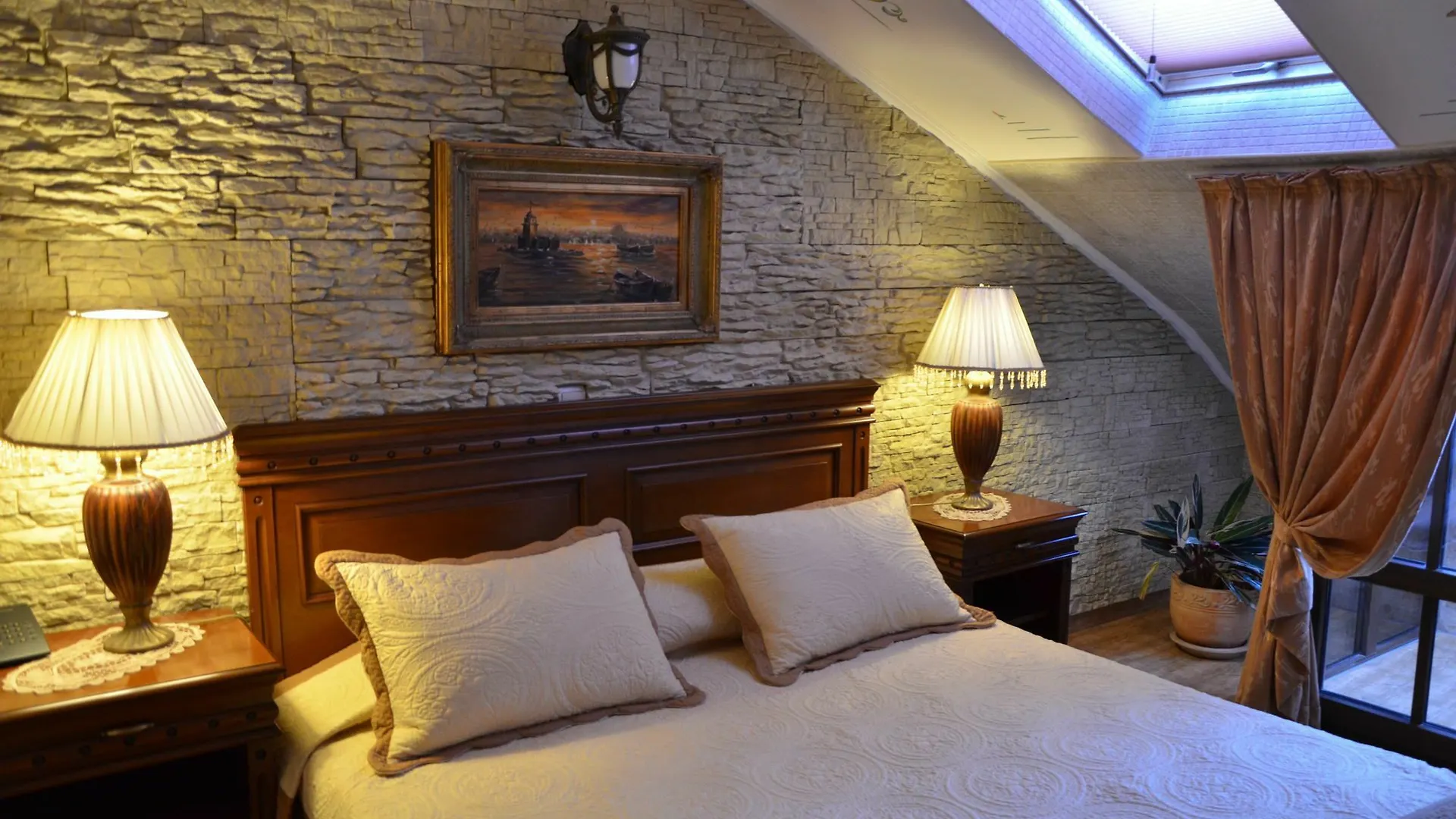 Boutique Hotel Boris Palace & Restaurant Plowdiw 4*,